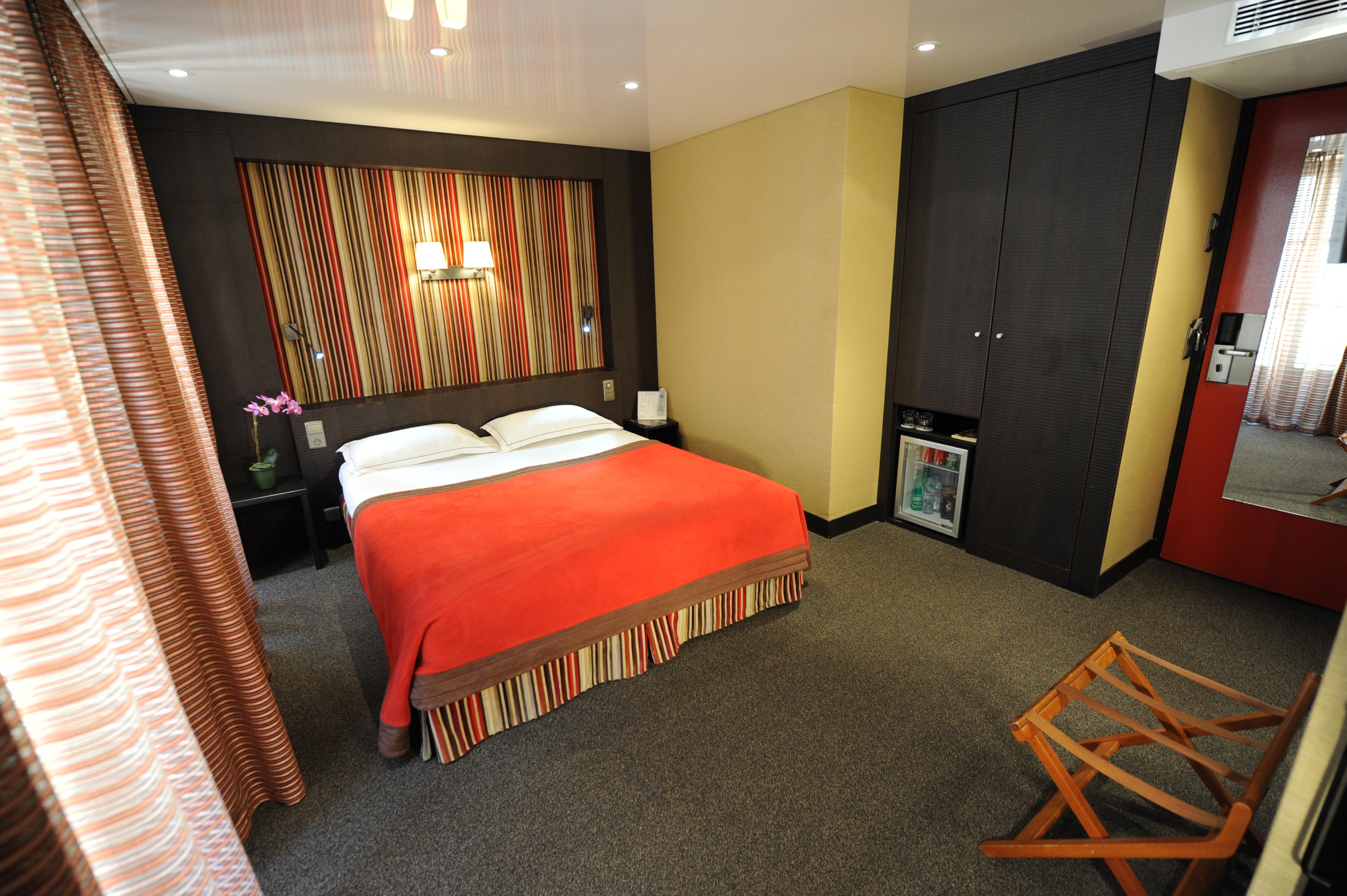 Hotel Du Vieux Saule Párizs Kültér fotó